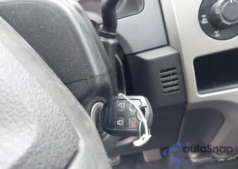 2012 Ford F-150 Xlt из США, поврежденный, VIN 1FTFX1ET8CFA18939